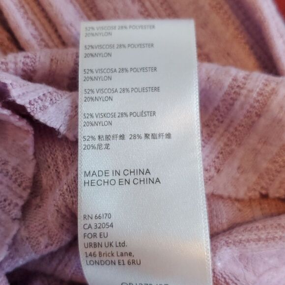 URBAN OUTFITTERS CROPPED BABYDOLL TOP PUFF SLEEVES V-NECK KNIT LILAC MEDIUM - Picture 9 of 11